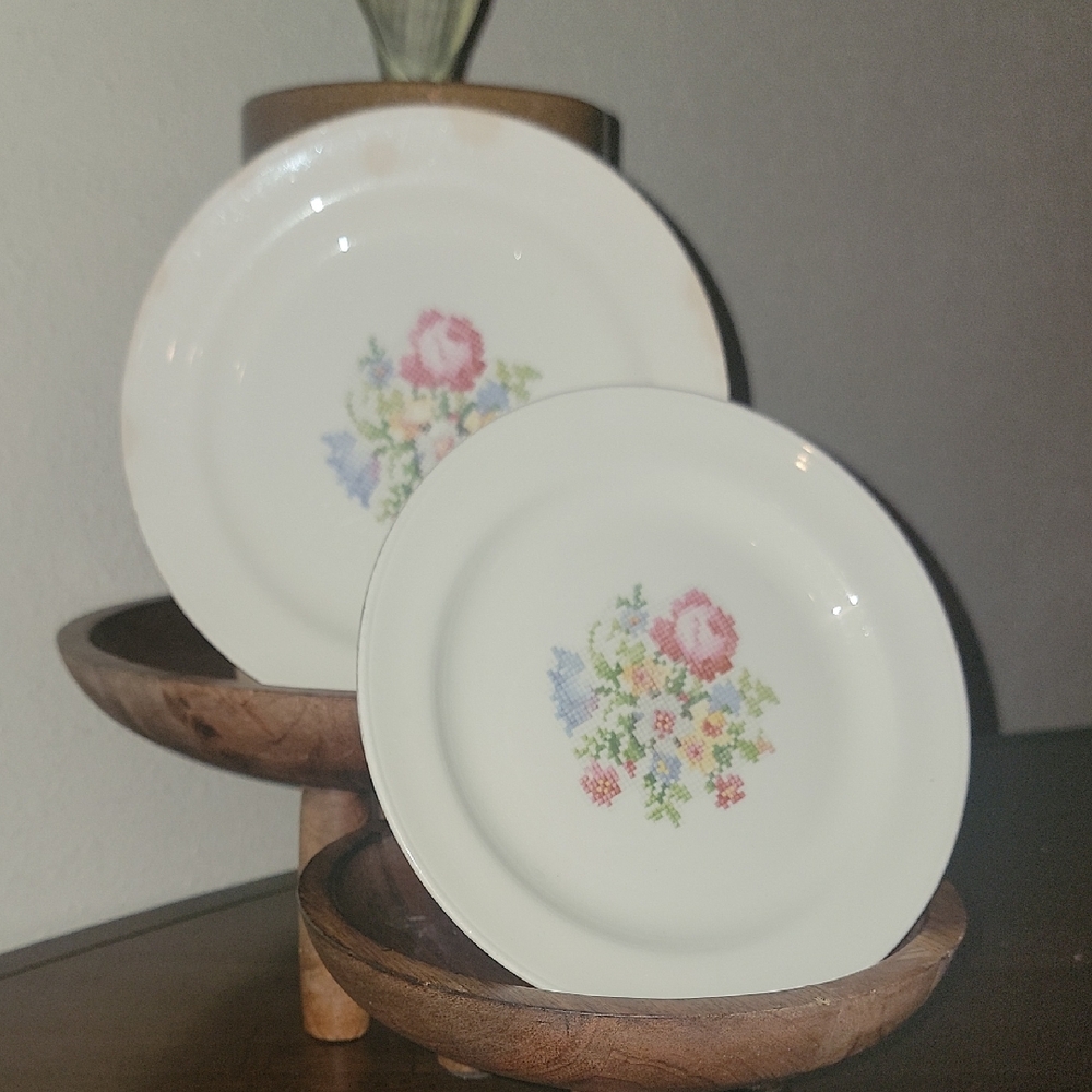Floral Pattern Dinner Plates - Cream - Picture 6 of 6